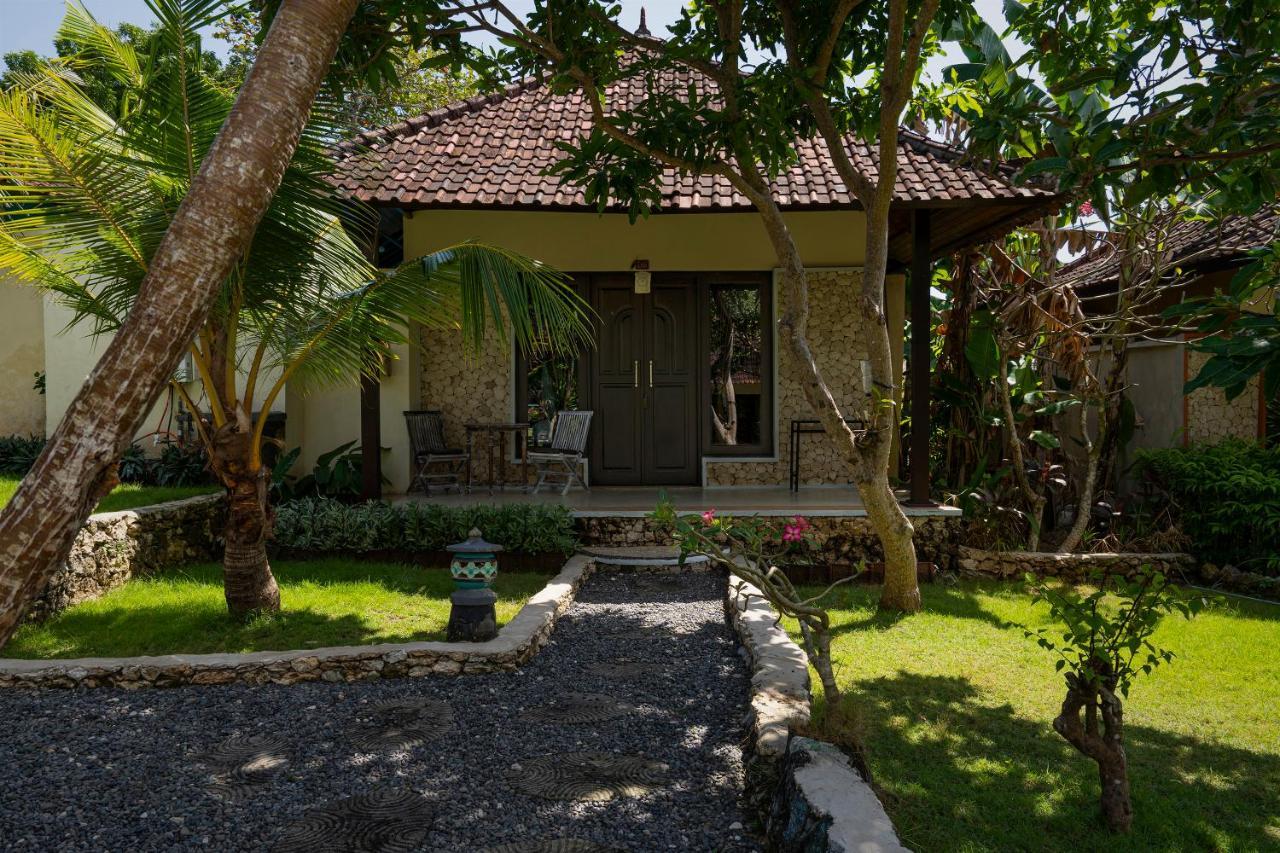 The Tanis Beach Resort Nusa Lembongan Eksteriør bilde