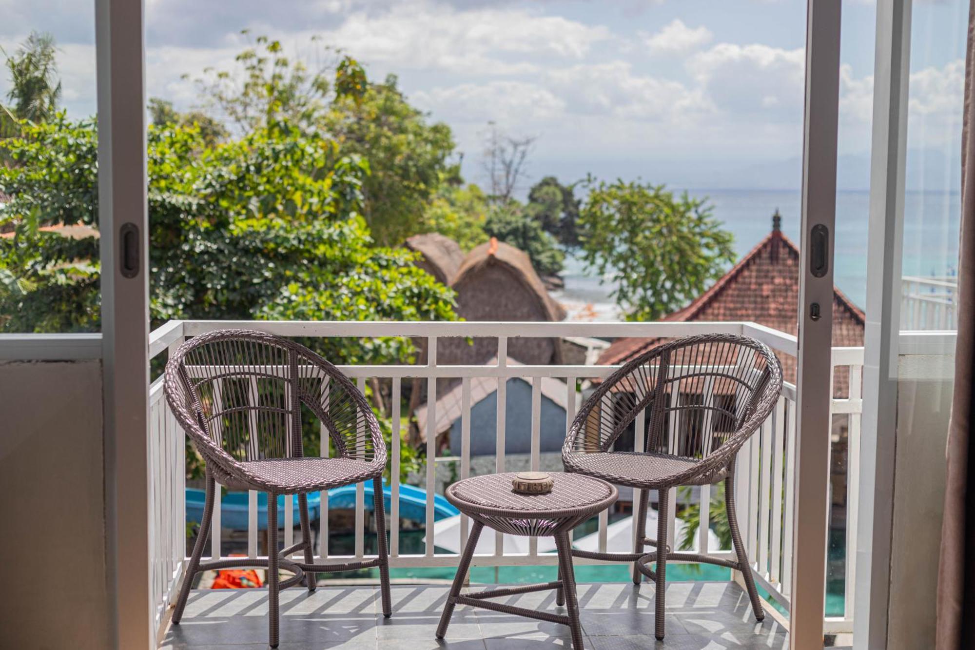 The Tanis Beach Resort Nusa Lembongan Eksteriør bilde
