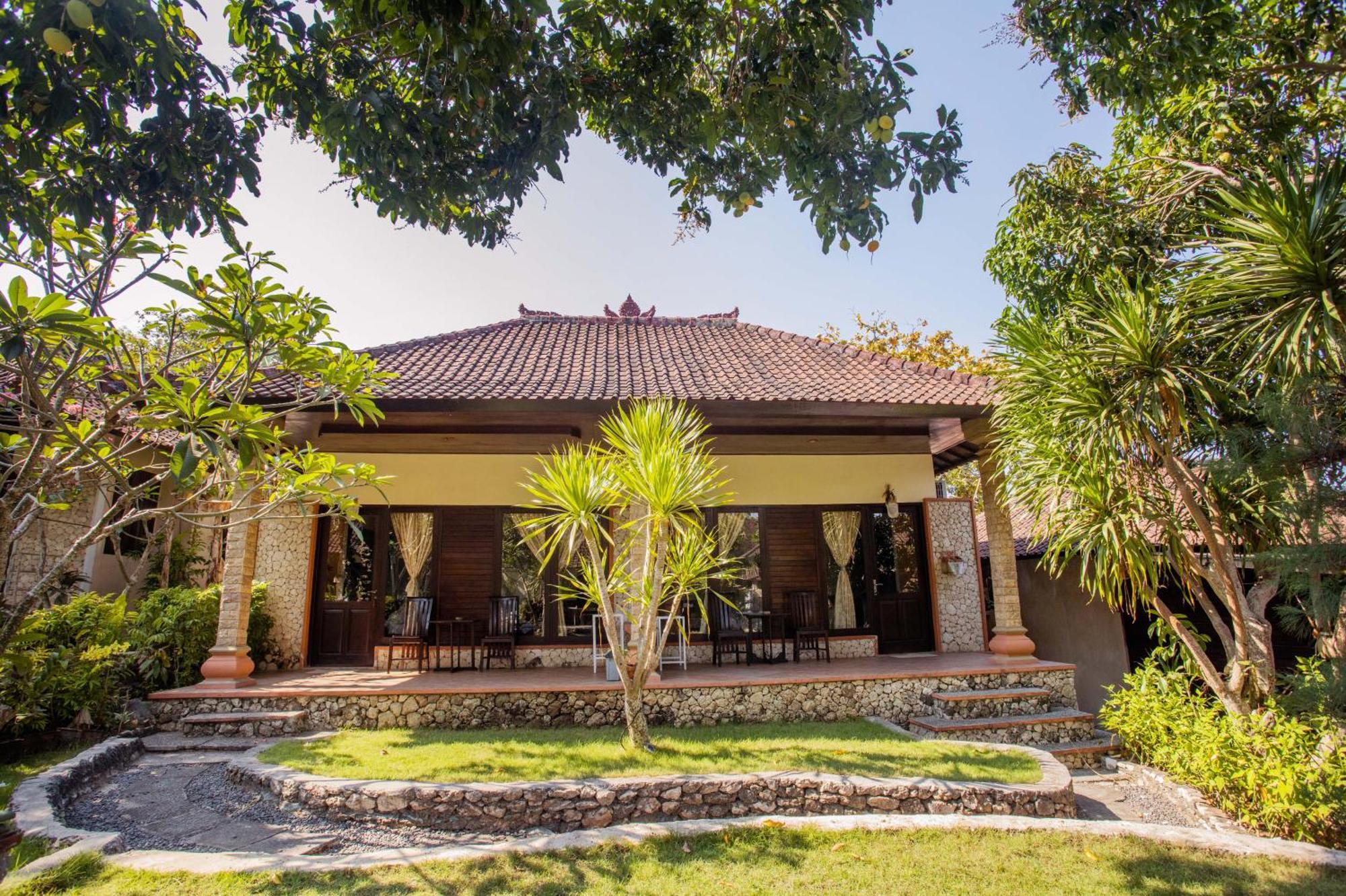 The Tanis Beach Resort Nusa Lembongan Eksteriør bilde